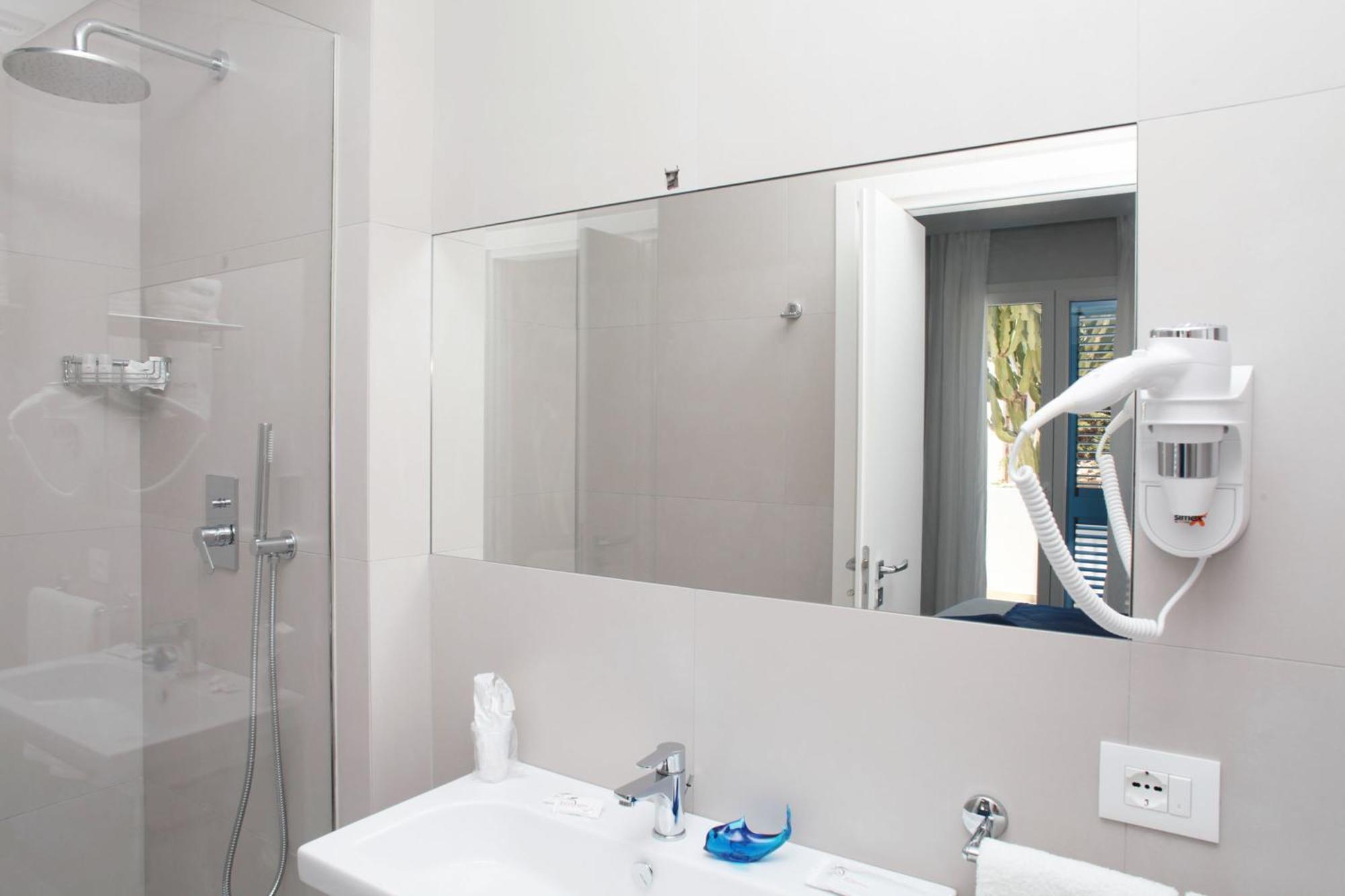 Rivazzurra Design Rooms San Vito Lo Capo Habitación foto